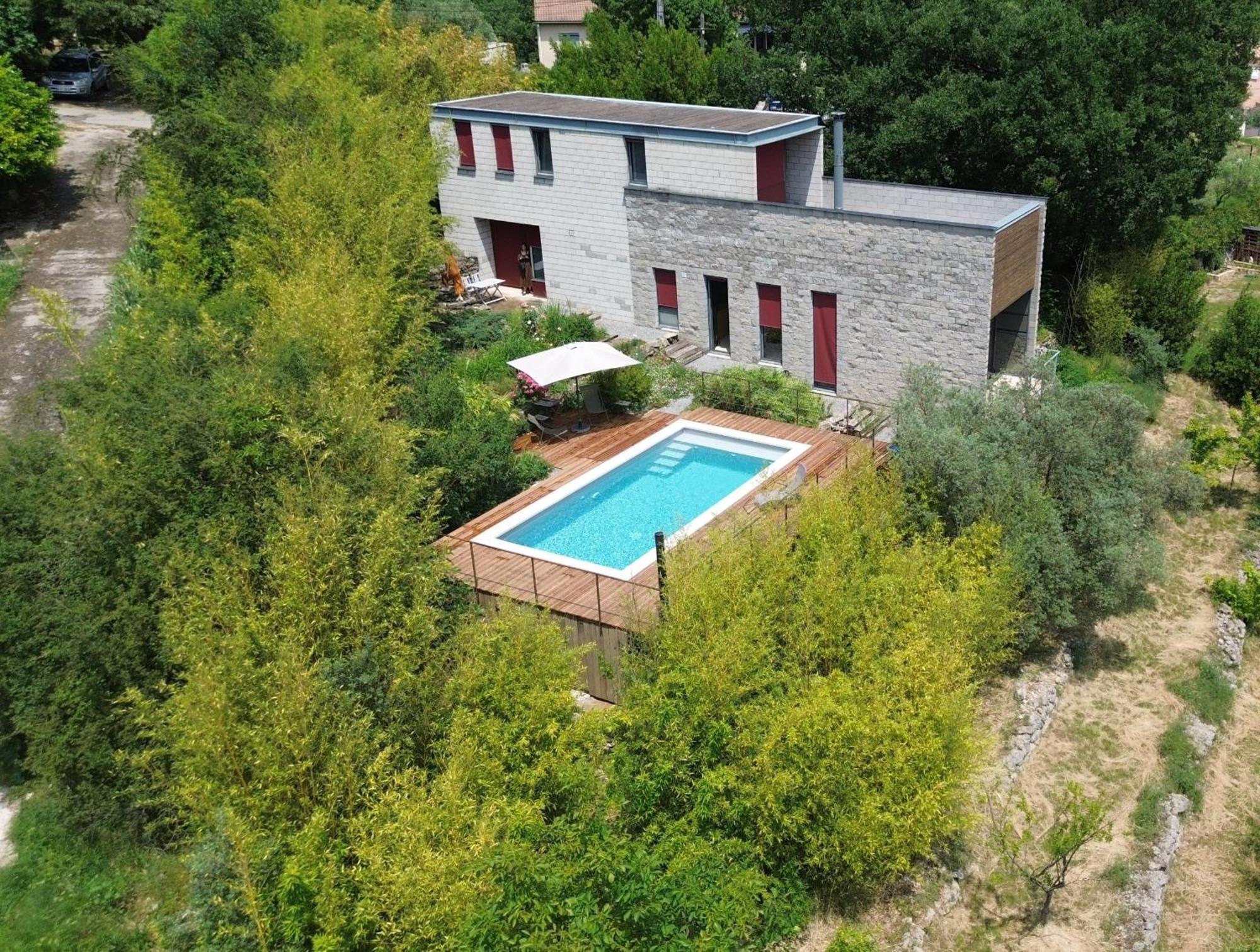 La Maison Des Chataigniers Meyrannes Exterior photo