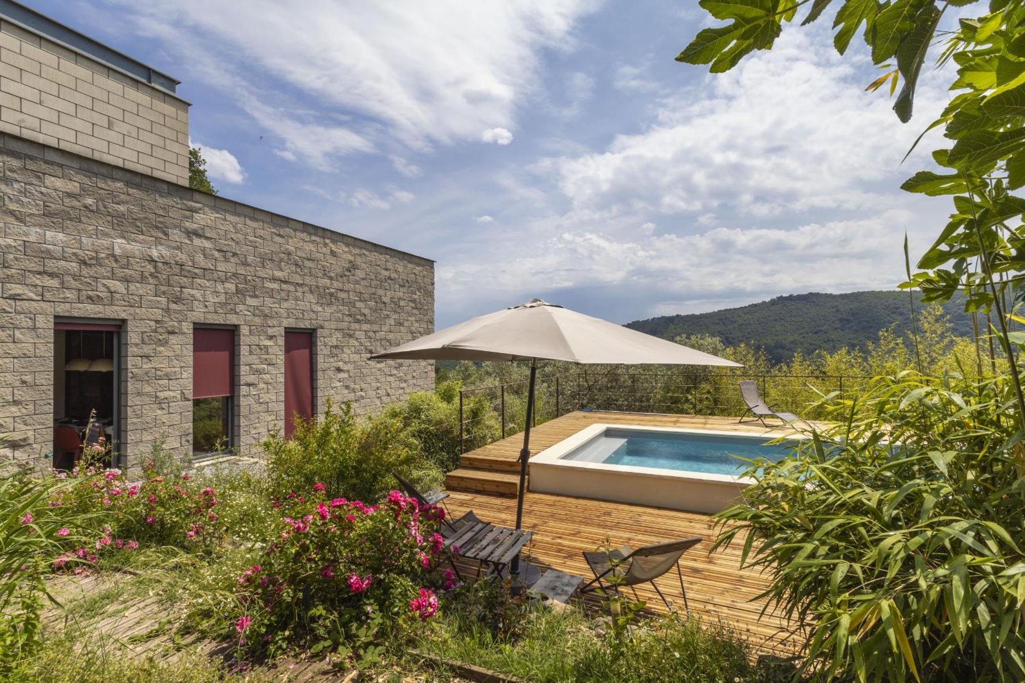 La Maison Des Chataigniers Meyrannes Exterior photo
